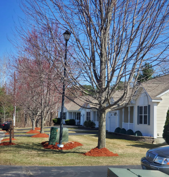 HOA landscaping in Hudson, Litchfield, Merrimack, and Nashua